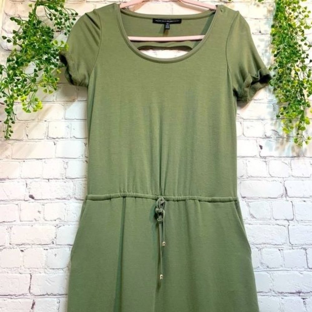 WHBM| Tie Waist Knit Sneaker Dress Back Keyhole Detail Size XS
